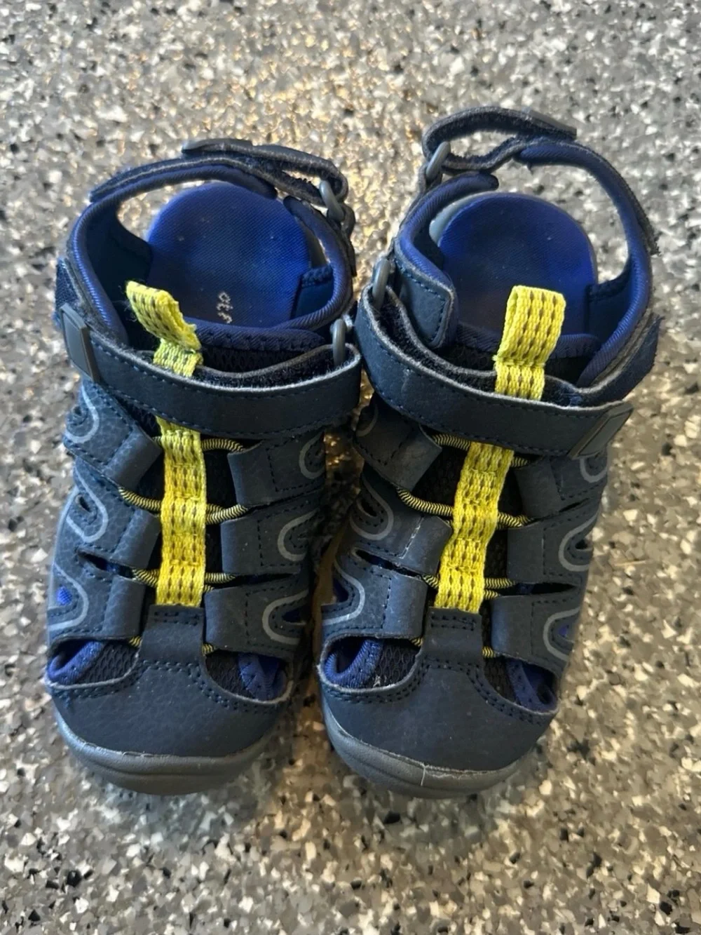 Cat & Jack Navy and Yellow Kids Closed-Toe Sandals